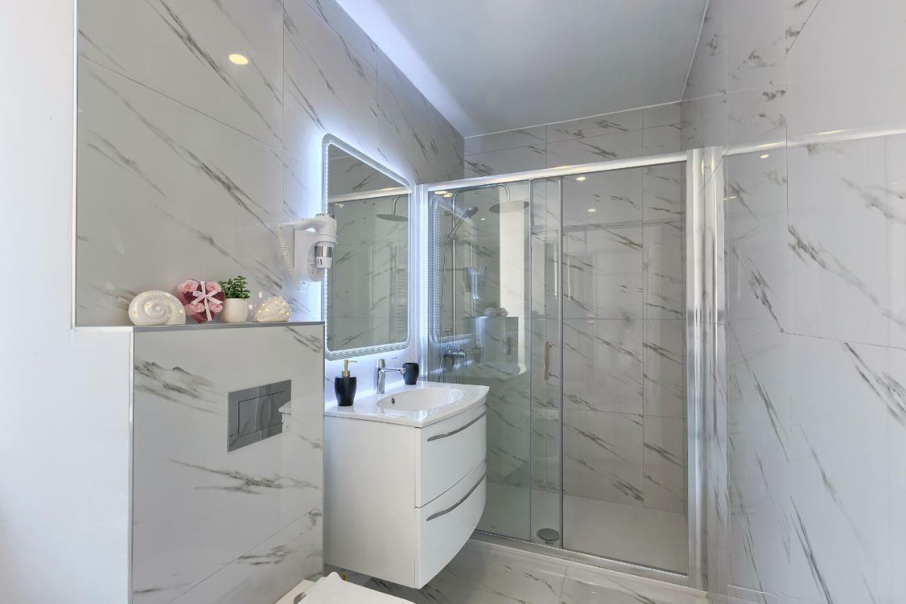 Hedone Luxury Apartment With Free Parking Пула Екстериор снимка
