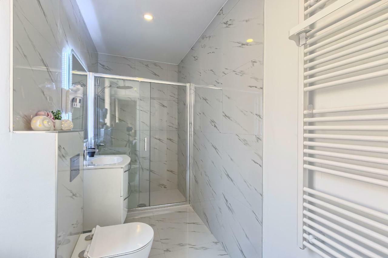 Hedone Luxury Apartment With Free Parking Пула Екстериор снимка